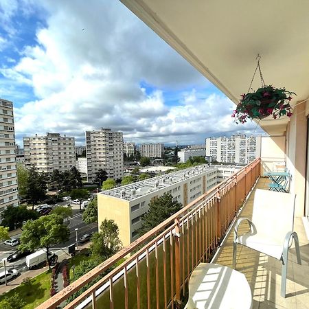 Chambre Privee En Colocation Dans Un Appartement Au Centre De Rillieux La Pape المظهر الخارجي الصورة