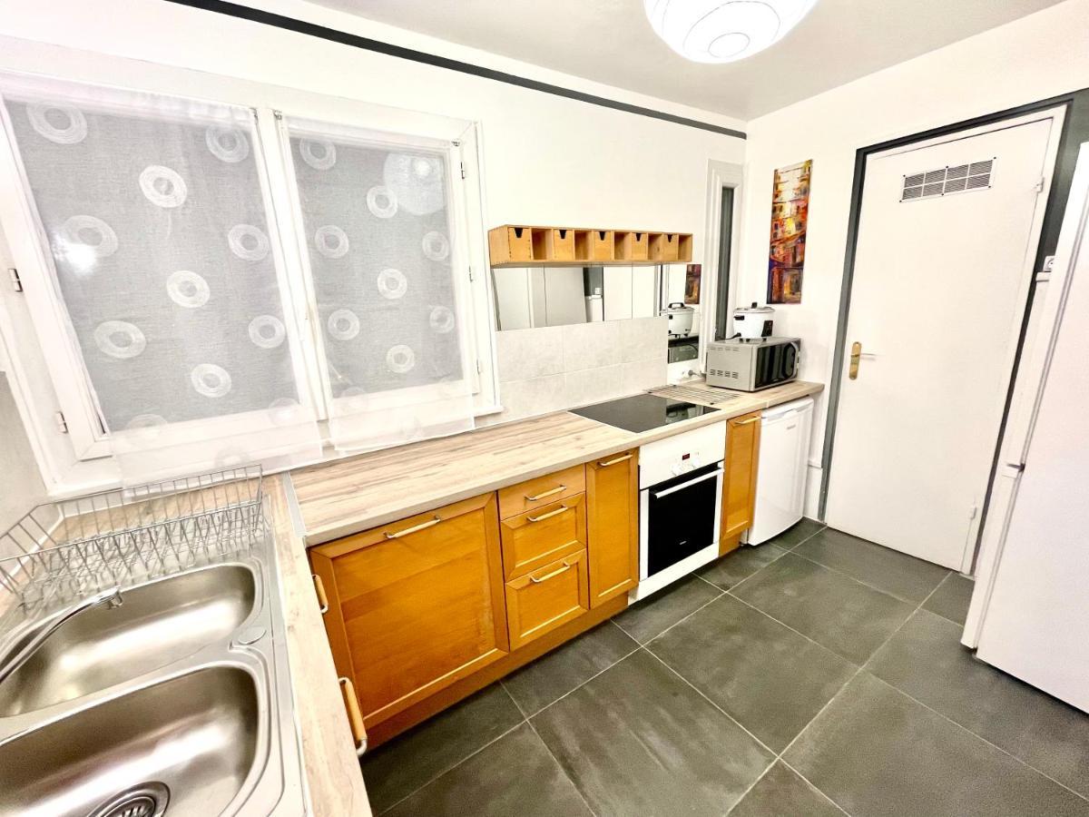 Chambre Privee En Colocation Dans Un Appartement Au Centre De Rillieux La Pape المظهر الخارجي الصورة