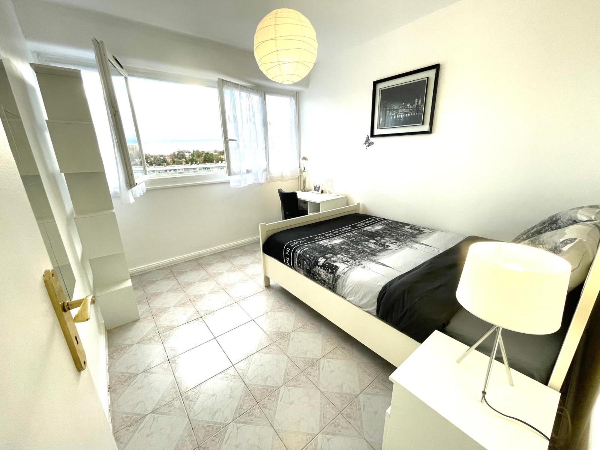 Chambre Privee En Colocation Dans Un Appartement Au Centre De Rillieux La Pape المظهر الخارجي الصورة